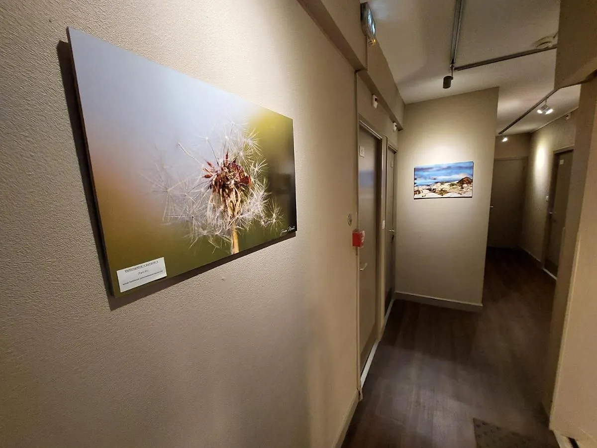 Logis Hotel - Les Pasteliers لافاور