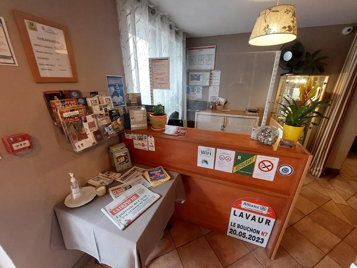 Logis Hotel - Les Pasteliers لافاور