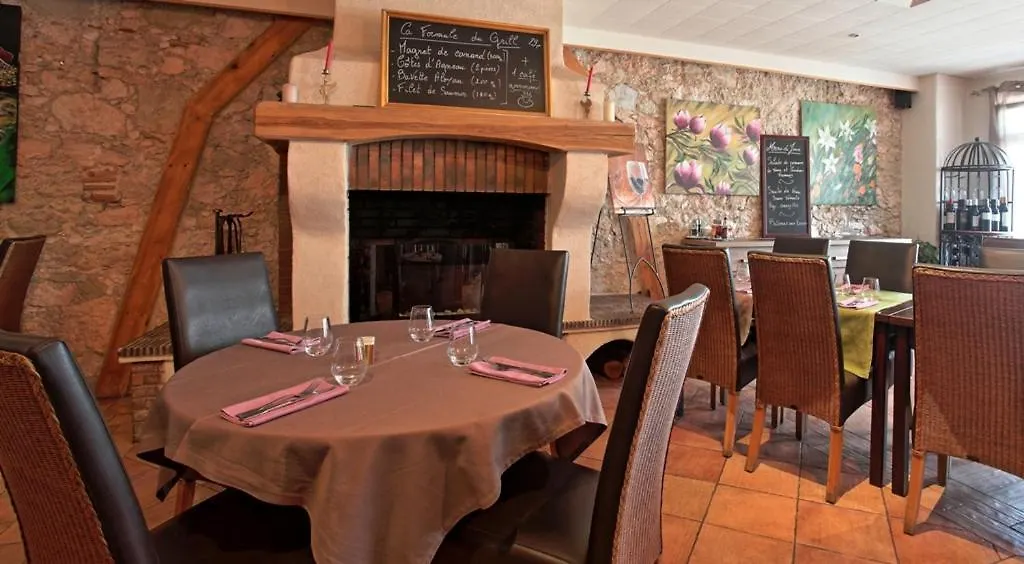 Logis Hotel - Les Pasteliers لافاور